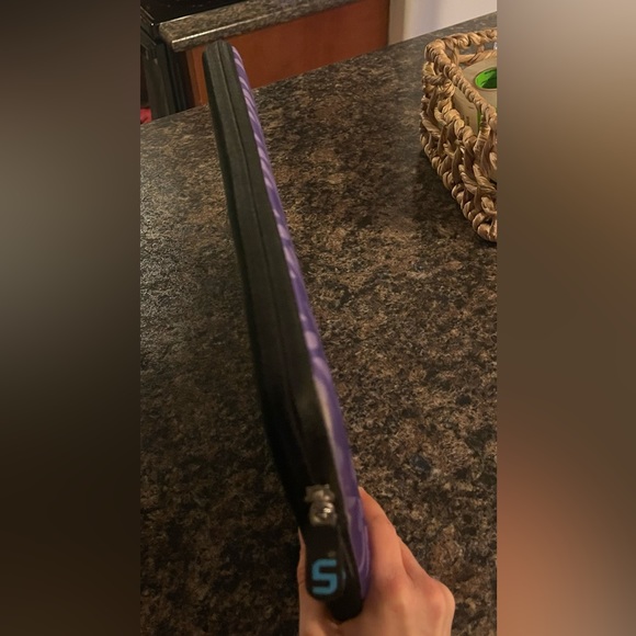 2015 MacBook Air 13 inch 120 GB - Picture 7 of 16